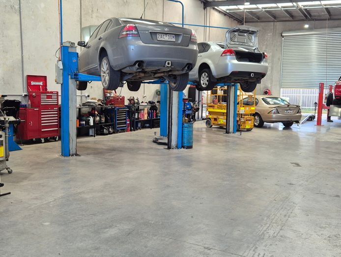 mechanical-repairs-specialised-automotive-service-centre-established-30-years-2