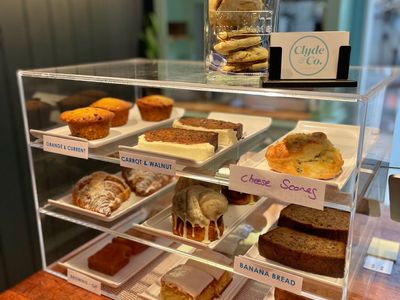 cafe-in-beautiful-mount-compass-8