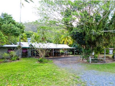 closed-cafe-in-prime-daintree-location-huge-potential-must-see-9