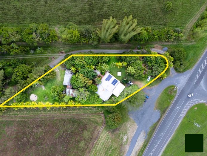 closed-cafe-in-prime-daintree-location-huge-potential-must-see-0