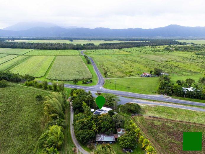 closed-cafe-in-prime-daintree-location-huge-potential-must-see-1