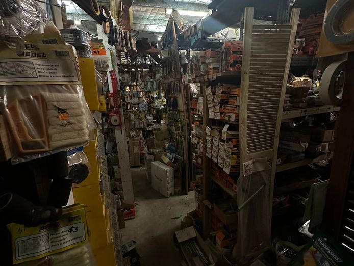 warehouse-clearance-tools-materials-supplies-stock-sale-5
