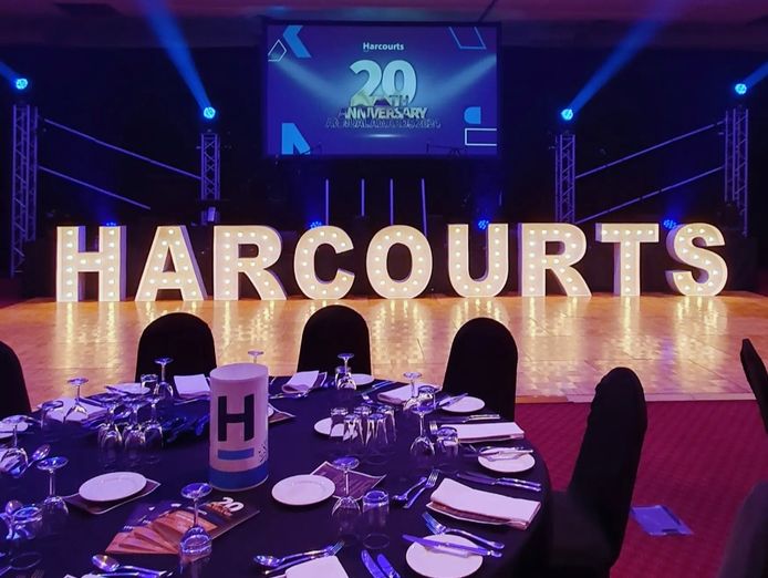 tasmanian-big-letter-co-event-hire-2