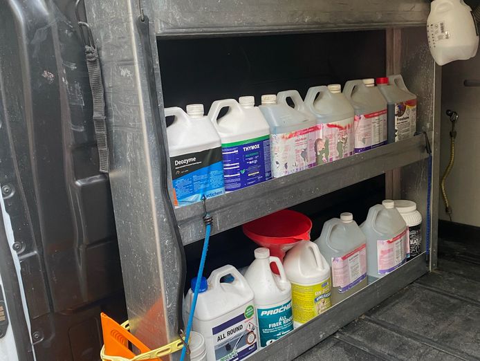 carpet-cleaning-fully-equipped-and-established-mobile-business-3