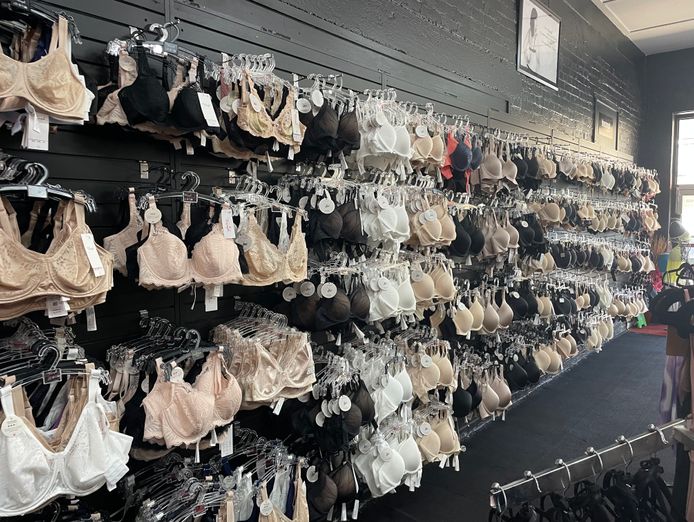 retail-lingerie-business-4-sale-7