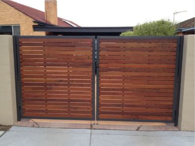 fence-and-retaining-wall-construction-business-1