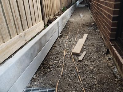 fence-and-retaining-wall-construction-business-9