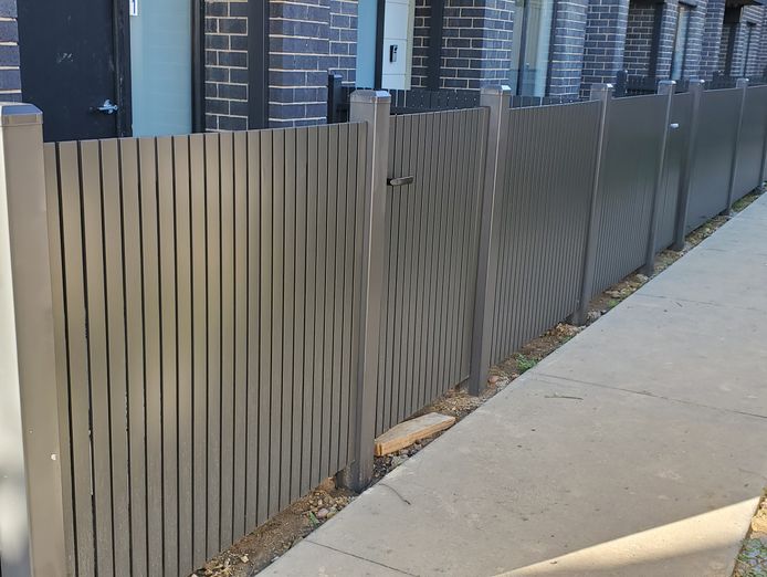 fence-and-retaining-wall-construction-business-8