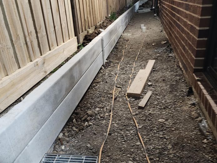 fence-and-retaining-wall-construction-business-9