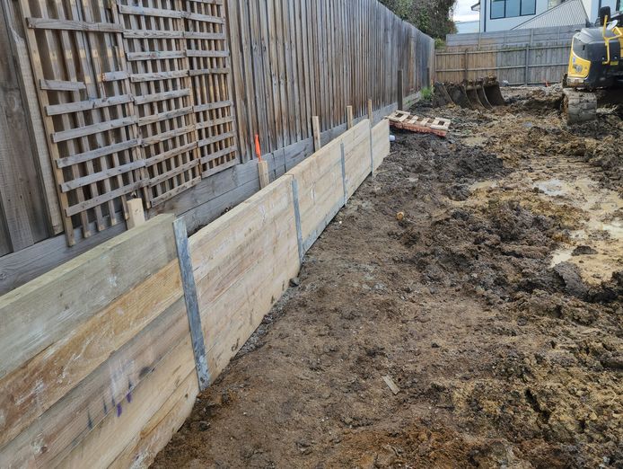 fence-and-retaining-wall-construction-business-6