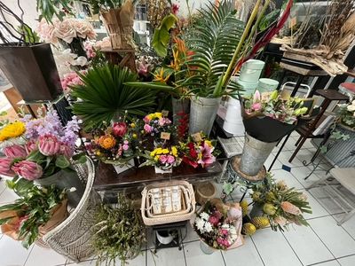 florist-for-sale-hinterland-artistic-hub-of-the-sunshine-coast-6