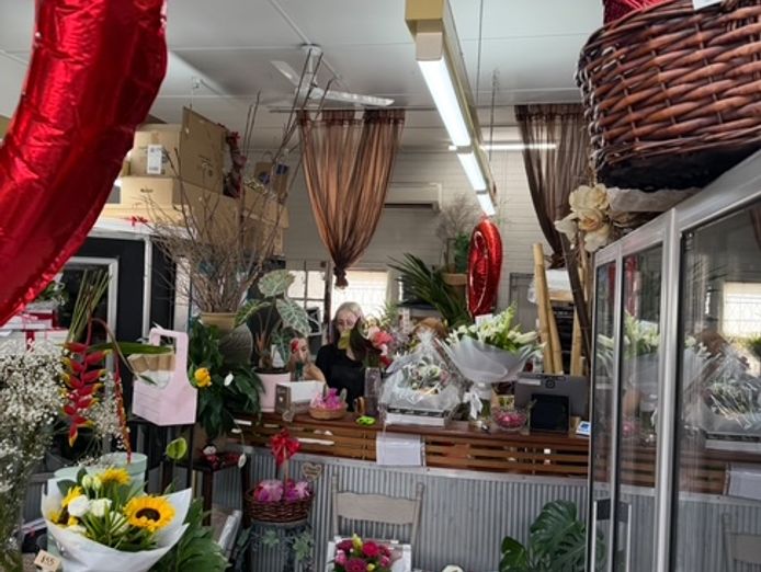 florist-for-sale-hinterland-artistic-hub-of-the-sunshine-coast-3