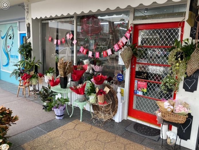 florist-for-sale-hinterland-artistic-hub-of-the-sunshine-coast-0