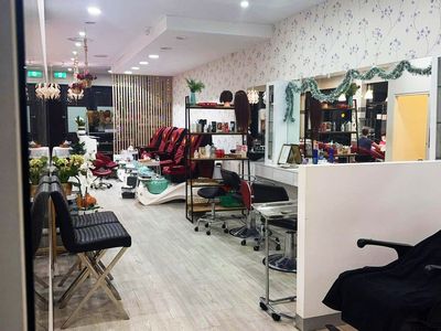 established-and-profitable-salon-for-sale-3