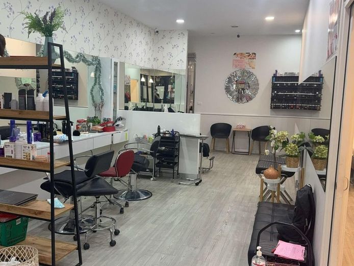 established-and-profitable-salon-for-sale-2