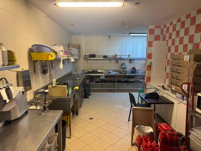 highly-profitable-pizza-shop-4-hours-a-day-campbelltown-nsw-2