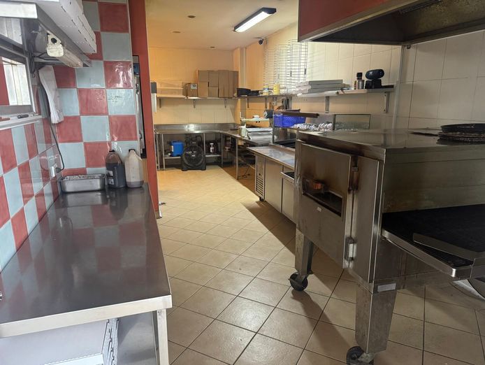 highly-profitable-pizza-shop-4-hours-a-day-campbelltown-nsw-3