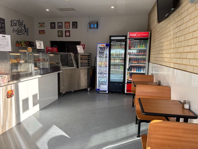 busy-lunch-bar-in-canning-vale-4