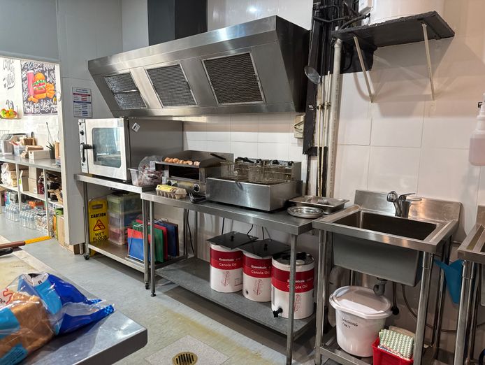 busy-lunch-bar-in-canning-vale-2
