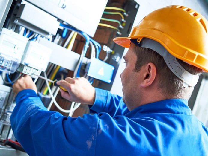 high-performing-safetywear-business-trading-over-30-years-7