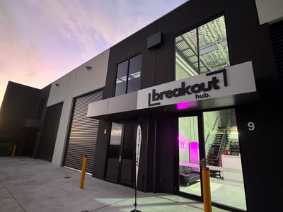 thrilling-smash-rooms-and-escape-room-opportunity-0