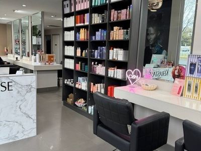 spacious-14-chair-hair-salon-for-sale-beauty-rooms-client-based-included-2