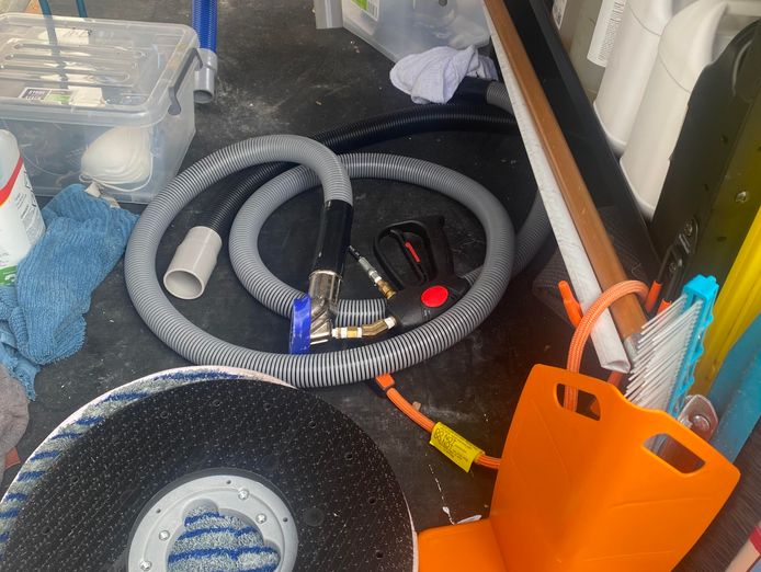 carpet-cleaning-business-2