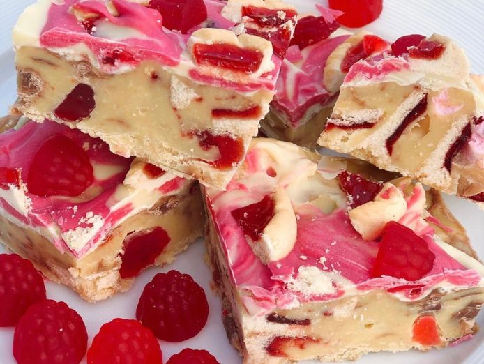 turnkey-business-for-sale-luxury-dessert-gifting-brand-3