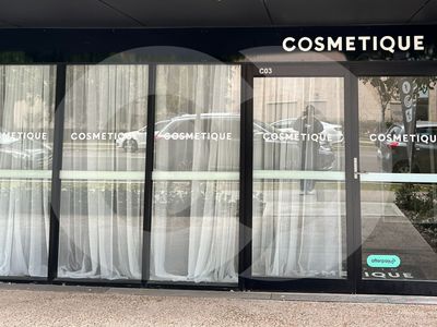 step-into-the-future-of-health-and-beauty-own-a-cosmetique-clinic-today-1