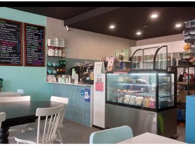 popular-local-cafe-blossom-cafe-1