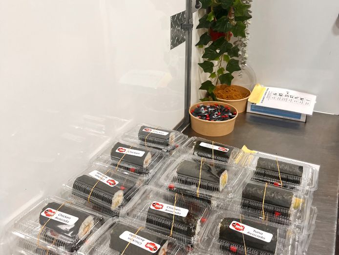sushi-catering-food-van-2