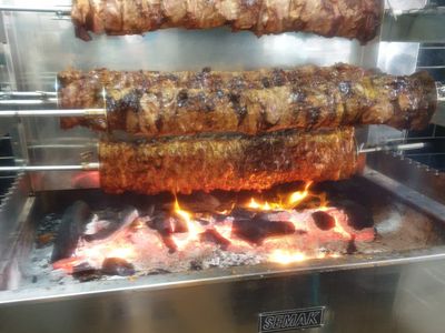 greek-eatery-souvlaki-0