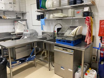 italian-pizza-and-pasta-takeaway-for-sale-5