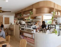 OPPORTUNITY KNOCKS AT EASTLANDS ROSNY PARK turnkey, high-traffic food kiosk