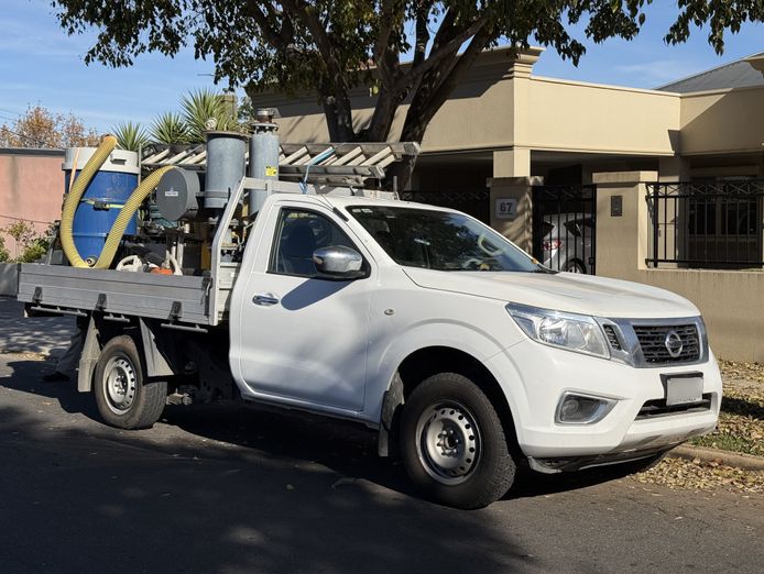 ready-to-launch-gutter-cleaning-business-package-vehicle-equipment-marketing-1