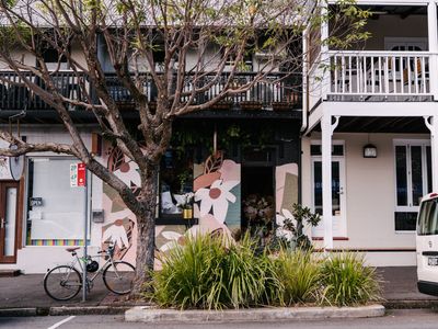 blooms-on-darby-a-vibrant-newcastle-florist-with-10-years-of-heart-heritage-1