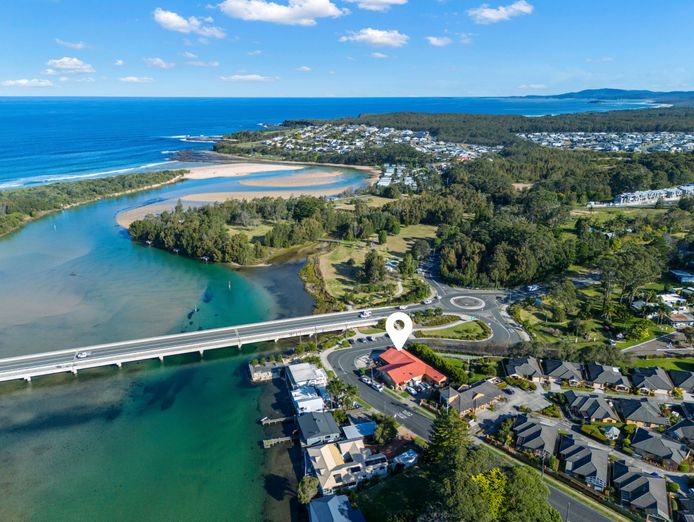 burrill-lake-post-office-thriving-community-hub-on-nsw-south-coast-0