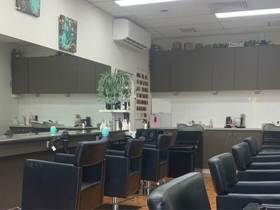 for-sale-premier-nak-hair-salon-tweed-heads-9