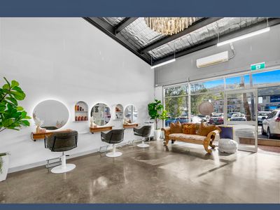 beauty-and-hair-salon-fit-out-9