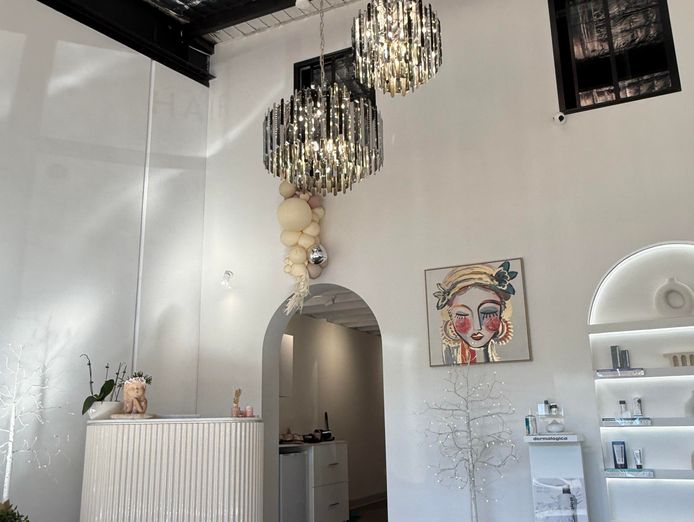 beauty-and-hair-salon-0