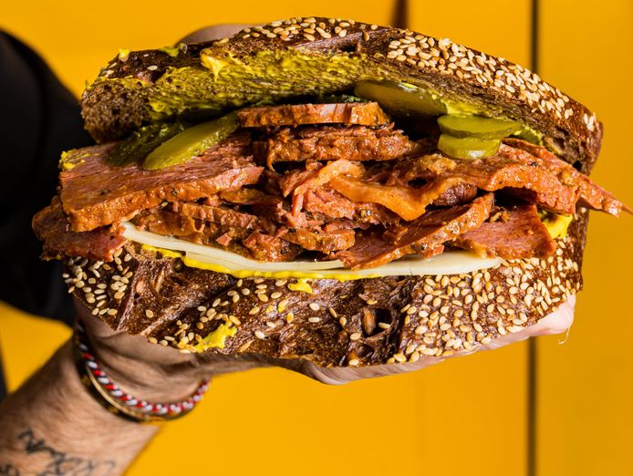 brooklyn-bridge-deli-franchise-1