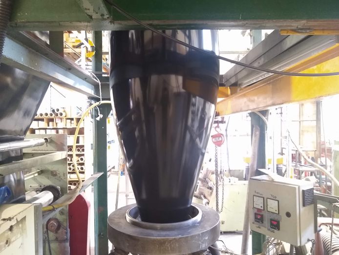 gold-coast-based-plastics-manufacturing-plant-1