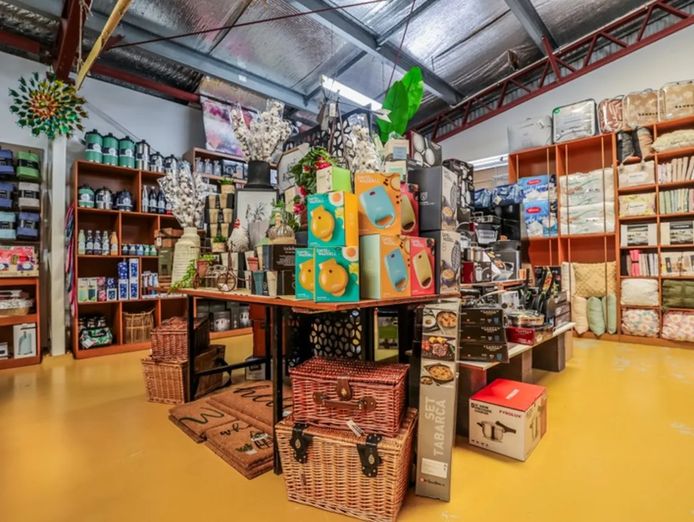 homewares-giftware-and-fashion-business-for-sale-in-agnes-water-4