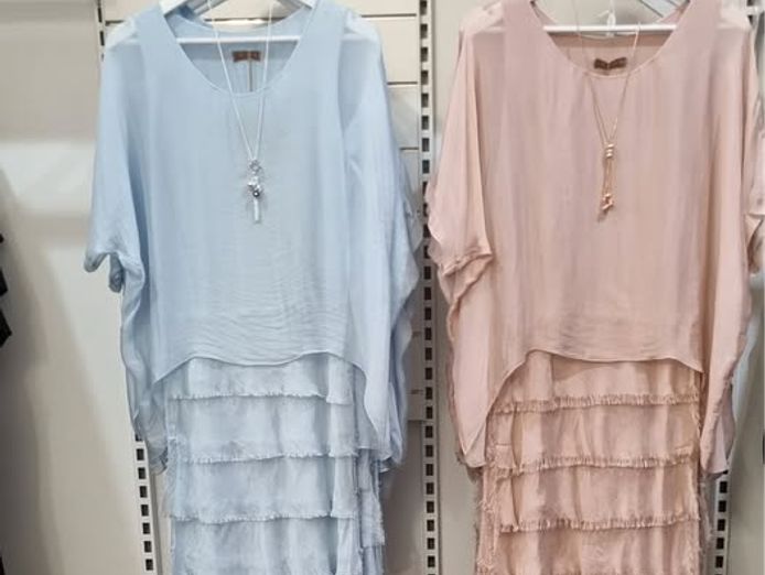 retail-ladies-fashion-and-gifts-7