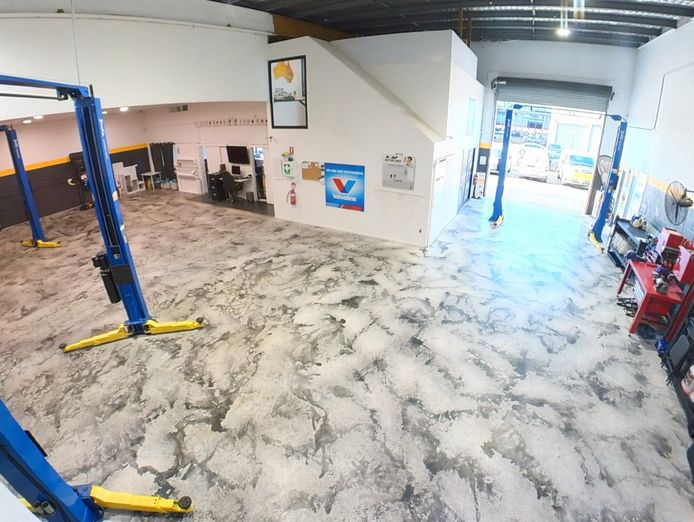 fully-fitted-out-premium-automotive-workshop-space-for-sale-gold-coast-qld-4