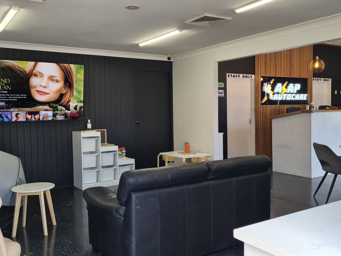 fully-fitted-out-premium-automotive-workshop-space-for-sale-gold-coast-qld-6