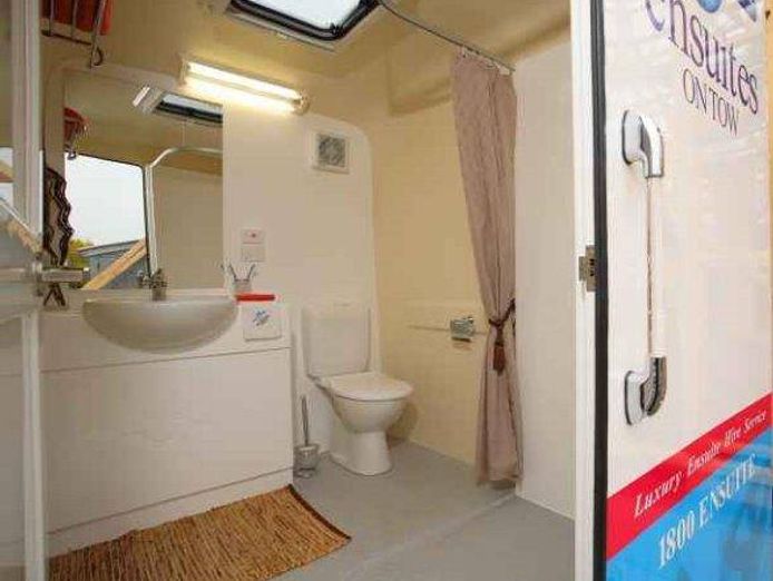 rare-opportunity-franchise-for-sale-ensuites-on-tow-cairns-1