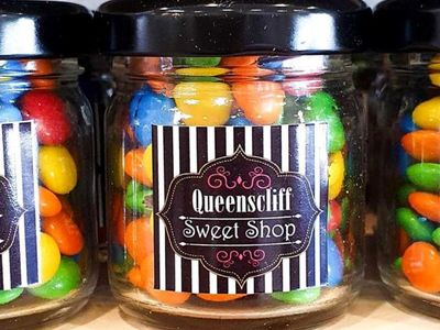 sweet-shop-fun-full-of-charm-in-the-heart-of-queenscliff-5
