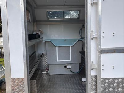 mobile-dog-grooming-business-0