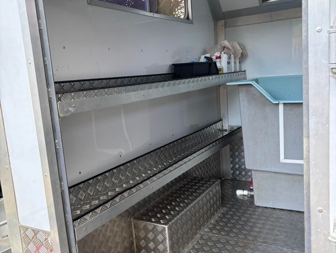 mobile-dog-grooming-business-1